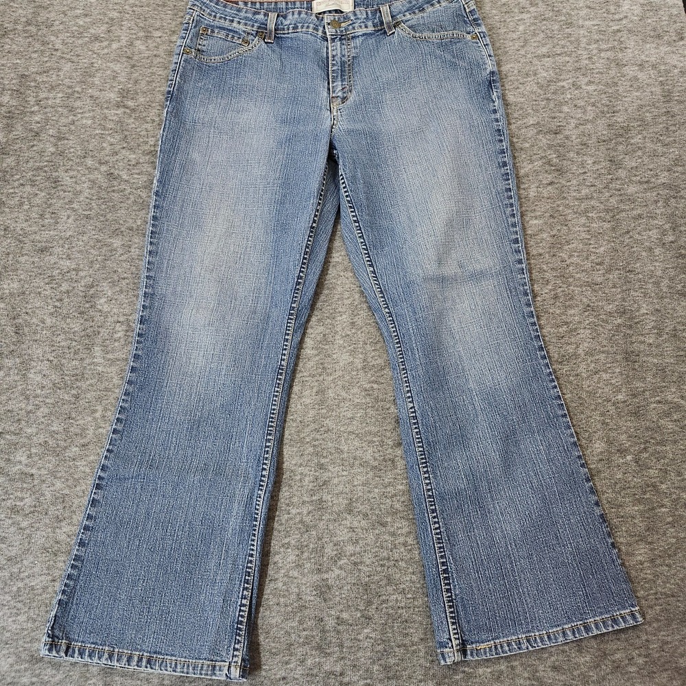 Levi Signature Stretch Low Rise Bootcut Women's Misses Sz 14 Short Blue Jeans